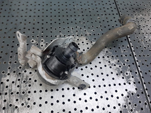 Pompa recirculare apa 1.6b mercedes cla x117 a-class w176 b-class w246 gla a0005000686 0392023206