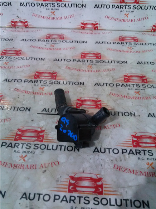 Pompa recirculare apa 2.0 d AUDI Q5 an fabr. 2010