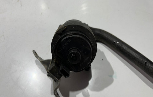Pompa recirculare apa 2.0 d B47 764394903 BMW X4 F26 [2014 - 2018]