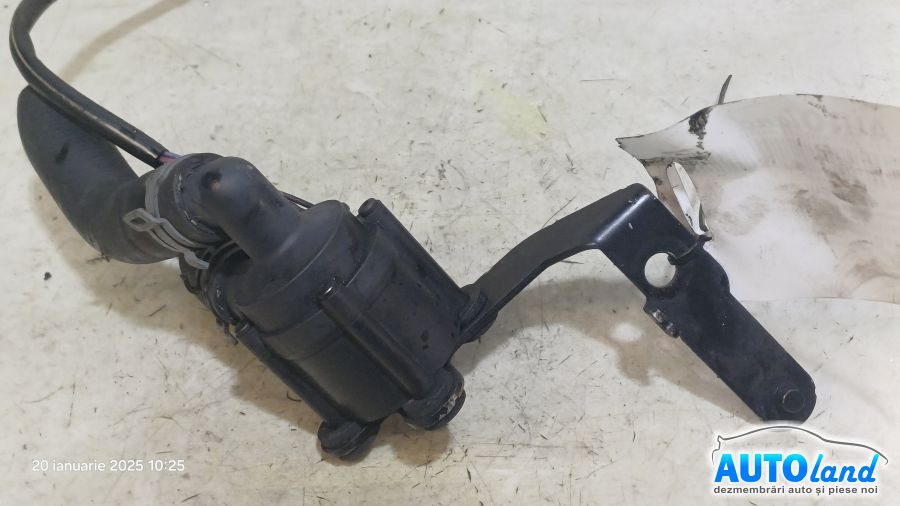 Pompa Recirculare Apa 5n0965561 2.0 TDI Volkswagen PASSAT 362 2010