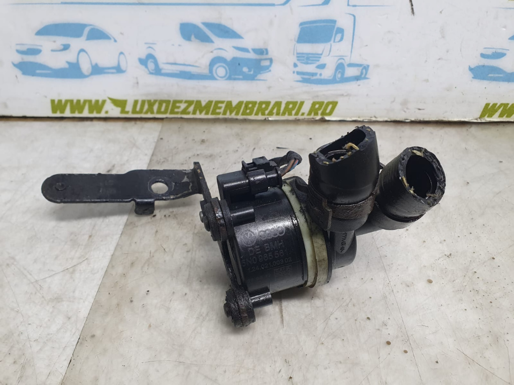 Pompa recirculare apa 5n0965561a 2.0 tdi CFFB Volkswagen VW Passat B7 [2010 - 2015] 2.0 tdi CFFB