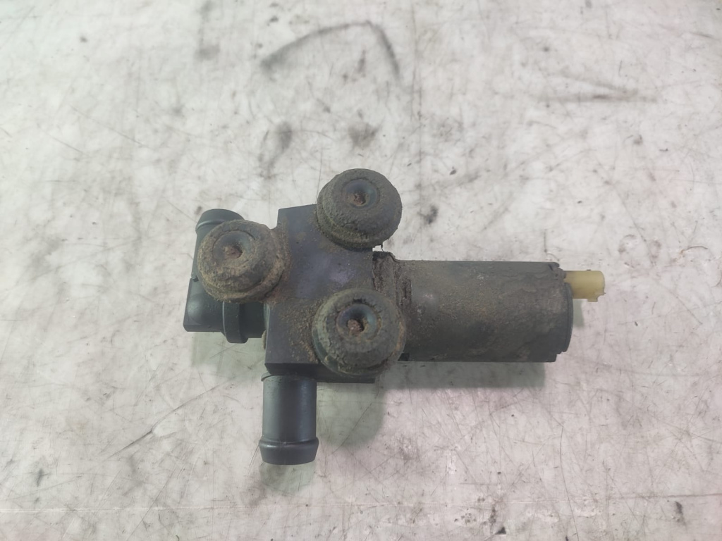 Pompa recirculare apa 692824602 BMW Seria 3 E91 [2004 - 2010] 2.0 d n47d20a