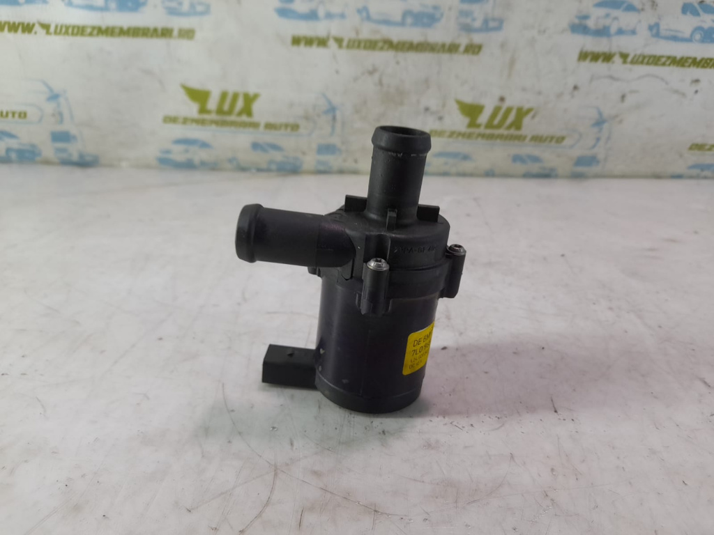 Pompa recirculare apa 7L0965561L Porsche Cayenne 958 [2010 - 2014] 3.0 d CRCA