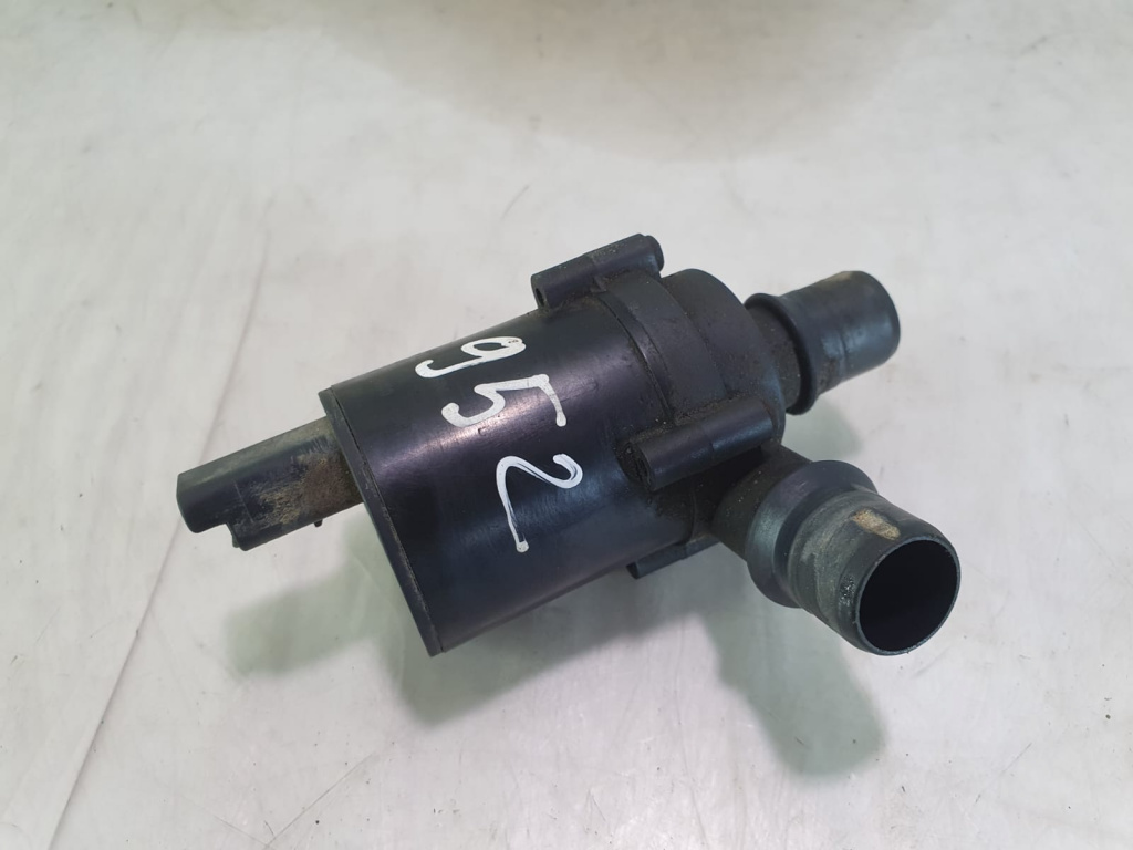 Pompa recirculare apa 9676438380 Peugeot 508 [2010 - 2014] 2.0 hdi RH02 HYBRID