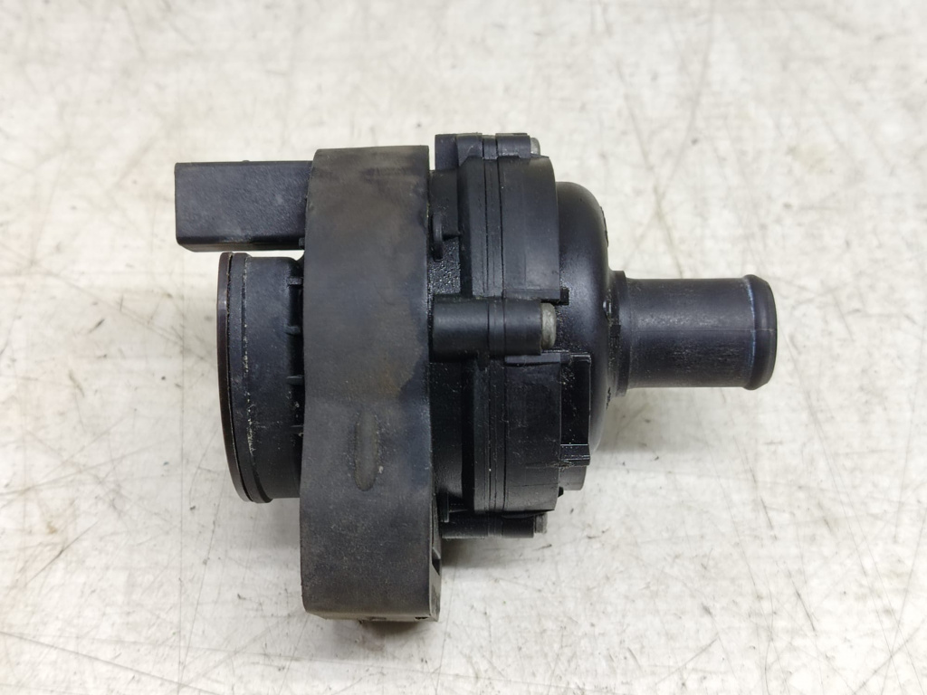 Pompa recirculare apa A2118350028 Mercedes-Benz R-Class W251 [2005 - 2010] 3.0 cdi OM642.950