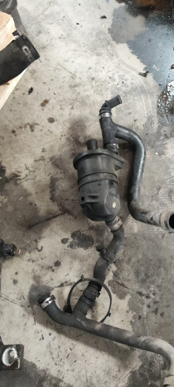 Pompa recirculare apa Alfa Romeo 159 an fabricatie 2006