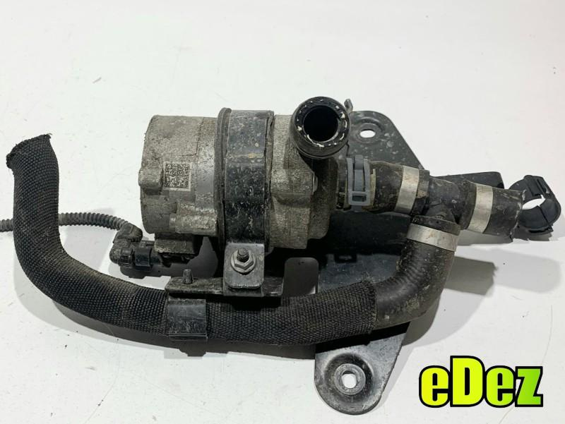 Pompa recirculare apa Audi A4 (2015-2019) [8W2, B9] 2.0 tdi DEUA 150 cp 4H0965567