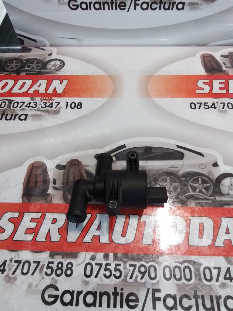 Pompa recirculare apa Audi A4 facelift (2011-2015) [B8] 2.0 Motorina 2012, 4H0121671B / 4H0121671D