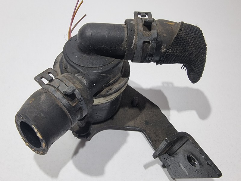 Pompa recirculare apa Audi A5 (2007-2011) [8T3] 2.0 tdi CAHA 03L121093A