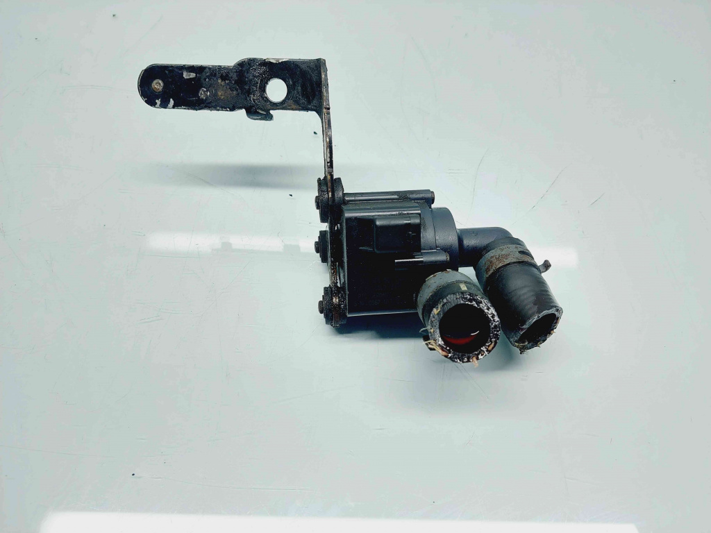 Pompa recirculare apa AUDI Q3 (8UB) [ Fabr 2011-2018] 5N0965561 2.0 TDI CBAB103KW / 140CP