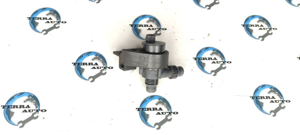 Pompa recirculare apa BMW Seria 5 (E60) 2.0 D cod: 64216917700-05