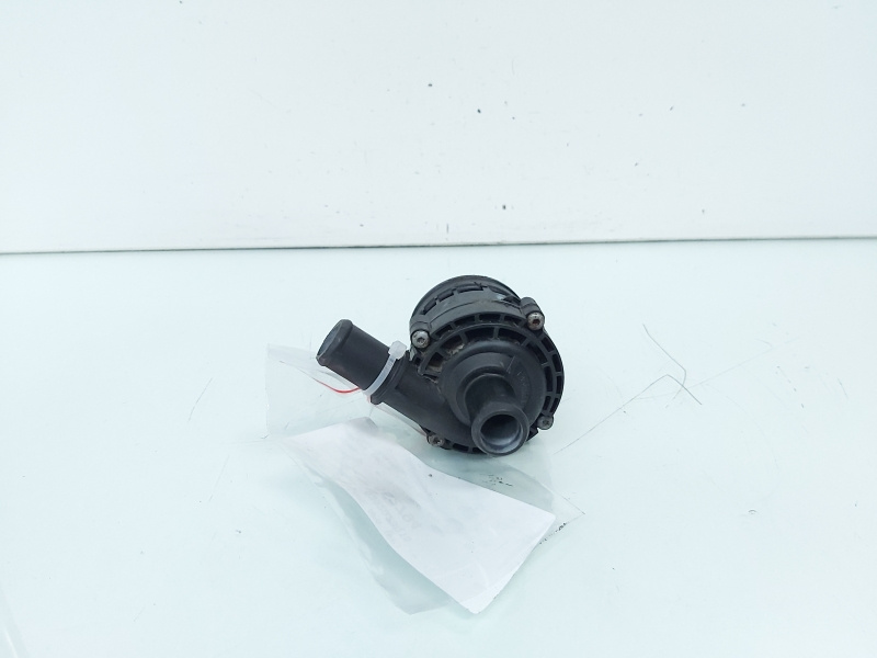 Pompa recirculare apa, cod 0392023015, Renault Koleos 1, 2.0 DCI, M9RG832 (id:652794)
