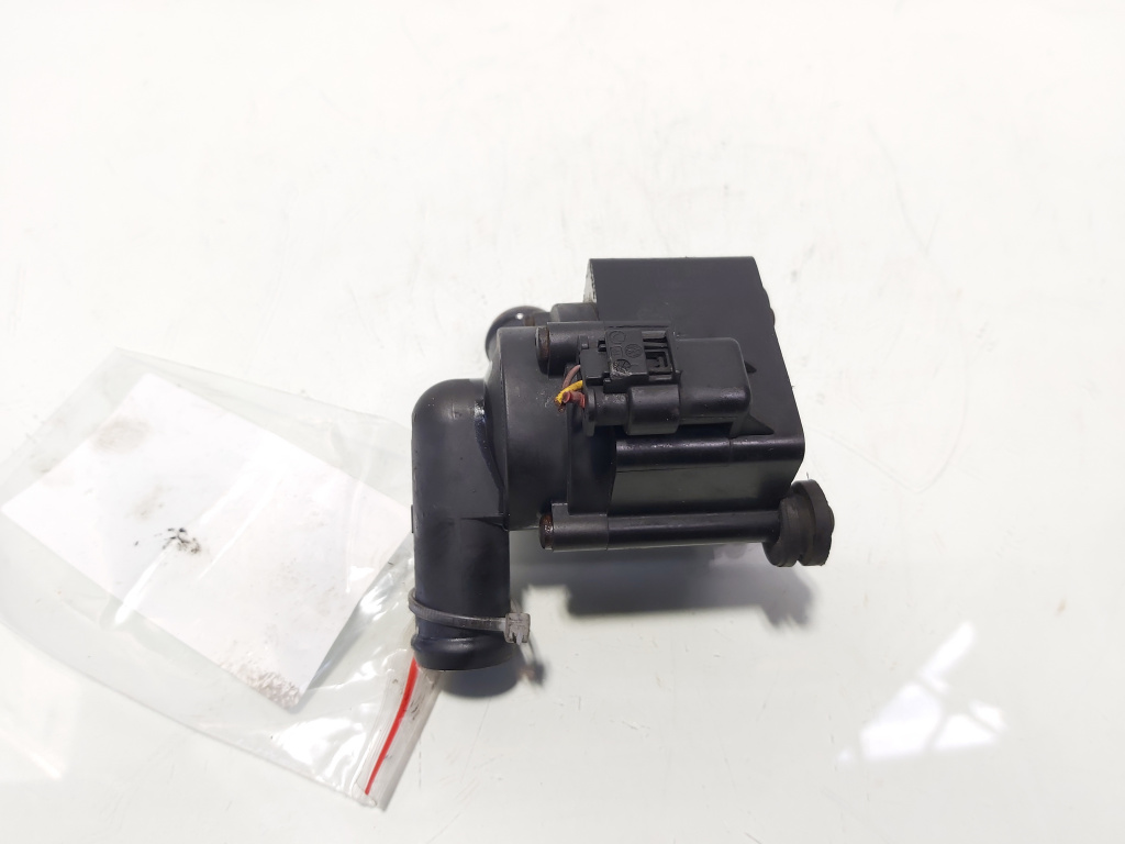 Pompa recirculare apa, cod 03L965561, VW Golf 6 Variant (AJ5), 2.0 TDI, CBD (idi:685390)