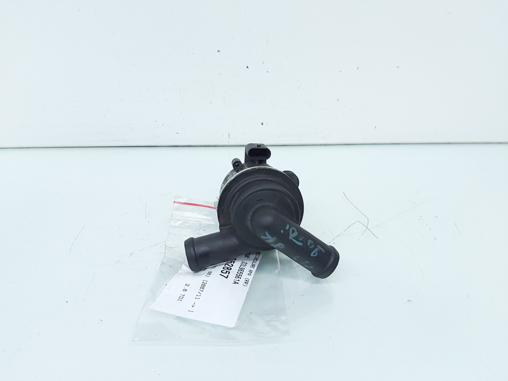 Pompa recirculare apa, cod 03L965561A, Audi A4 (8K2, B8), 2.0 TDI, CAG (id:652857)