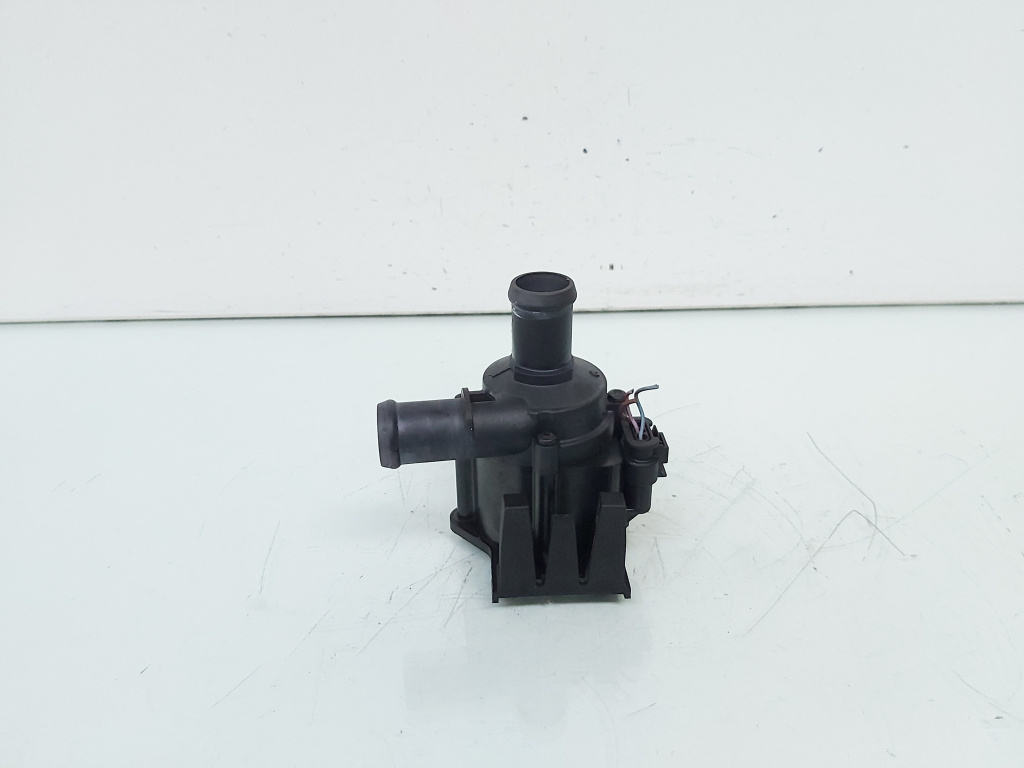 Pompa recirculare apa, cod 06H121601M, Audi A4 (8K2, B8) 2.0 TDI (id:658048)