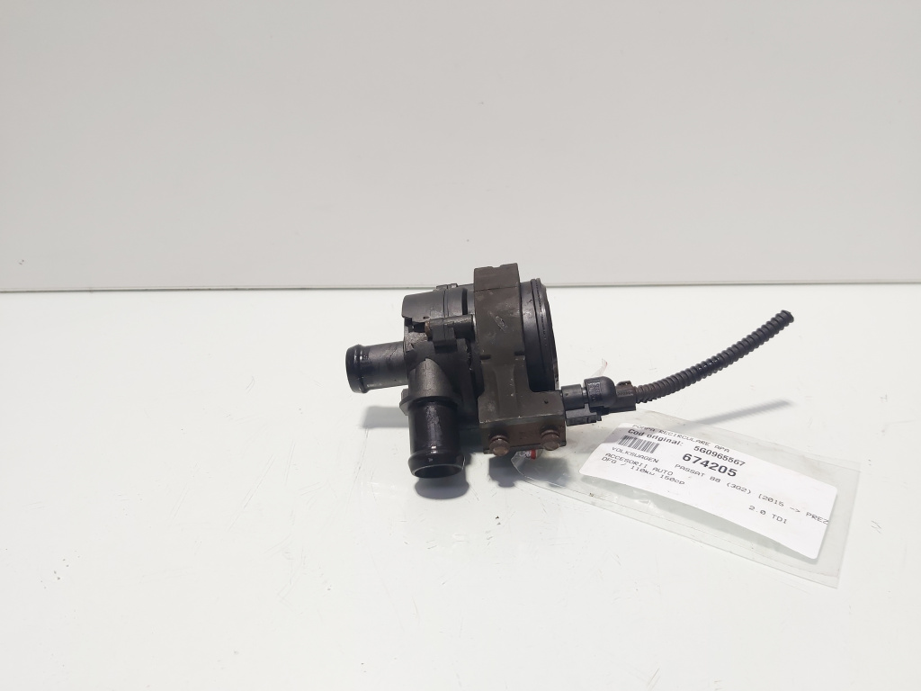 Pompa recirculare apa, cod 5G0965567, Seat Leon ST Combi (5F8) 2.0 TDI, DFG (idi:674205)