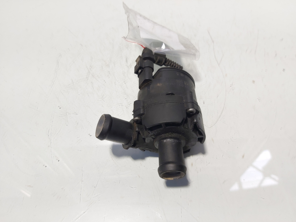 Pompa recirculare apa, cod 5G0965567, Vw Passat (3G2) 2.0 TDI, DFG (id:687440)