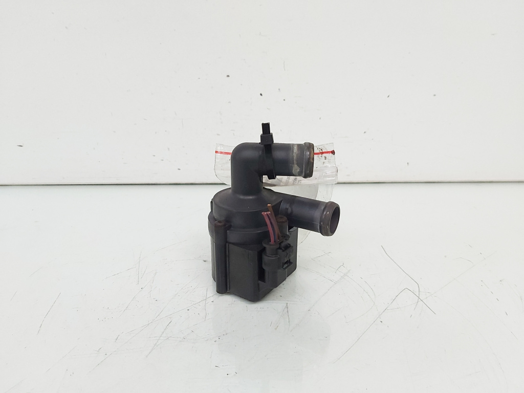 Pompa recirculare apa, cod 5N0965561, Seat Altea XL (5P5, 5P8) 2.0 TDI, CAY (idi:657763)