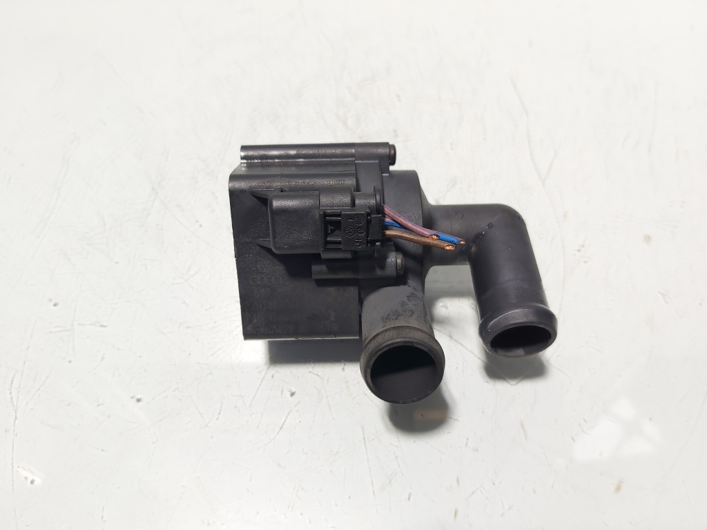Pompa recirculare apa, cod 5N0965561, VW Golf 6 (5K1), 1.6 TDI, CAY (id:566755)