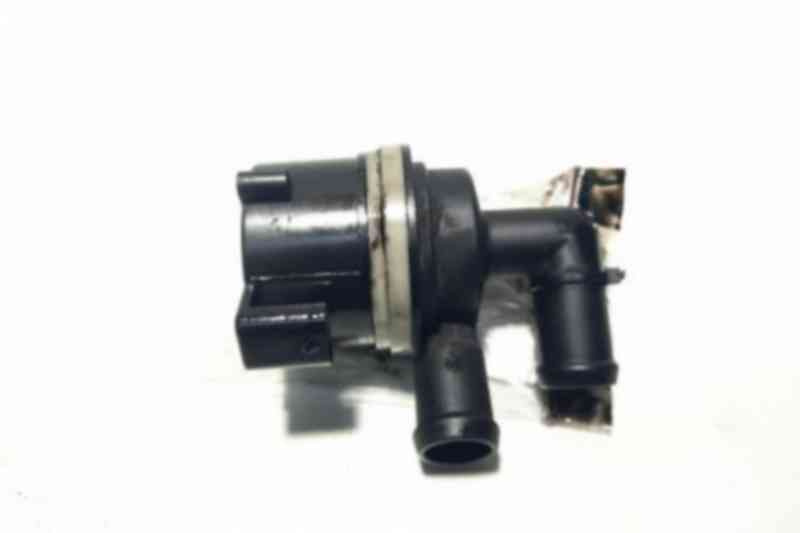 Pompa recirculare apa, cod 5N0965561A, Audi A5 cabriolet (8F7) 2.0tdi (id:504685)