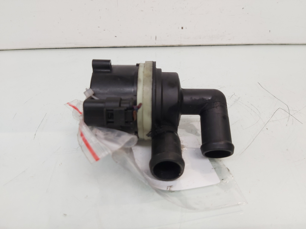 Pompa recirculare apa, cod 5N0965561A, VW Passat CC (358), 2.0 TDI, CFG (idi:655667)