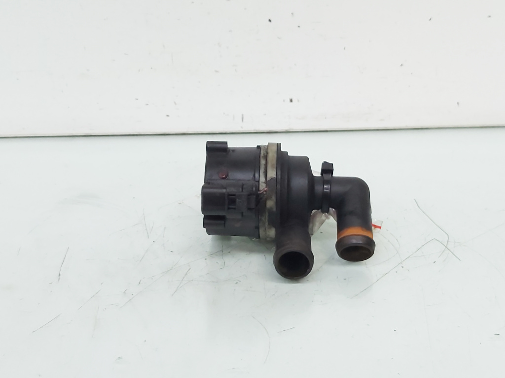 Pompa recirculare apa, cod 5N0965561A, Vw Tiguan (5N) 2.0 TDI, CFF (id:658612)