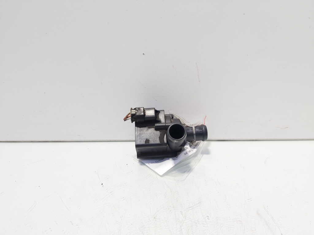 Pompa recirculare apa, cod 5Q0965561B, VW Touran (5T1), 1.6 TDI, CRK (idi:685339)