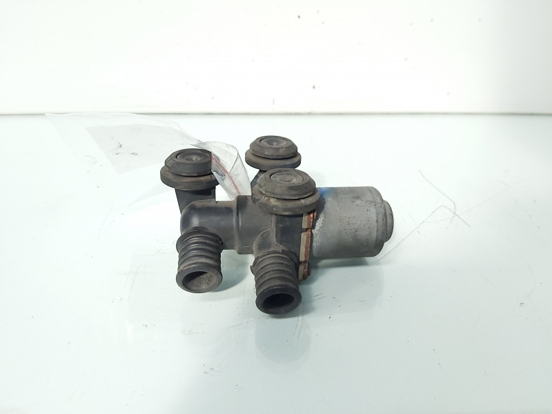 Pompa recirculare apa, cod 6411-8369805, Bmw 3 (E46) 1.8 benz, 194E1 (id:652764)