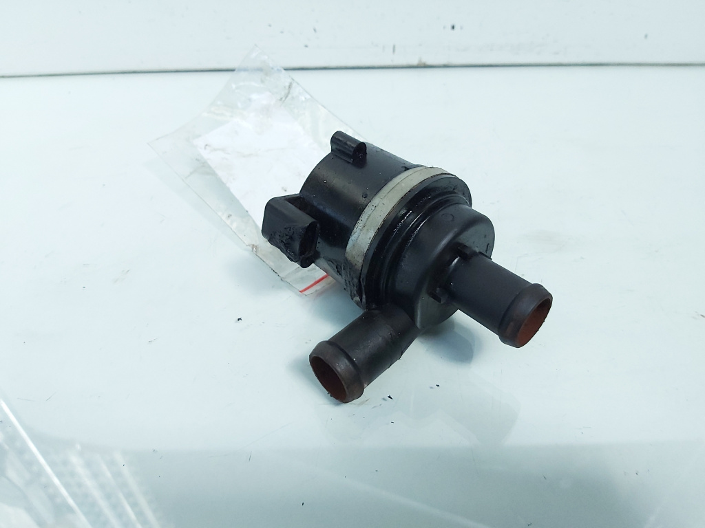 Pompa recirculare apa, cod 6R0965561A, Skoda Yeti (5L) 1.6 TDI, CAY (idi:664332)