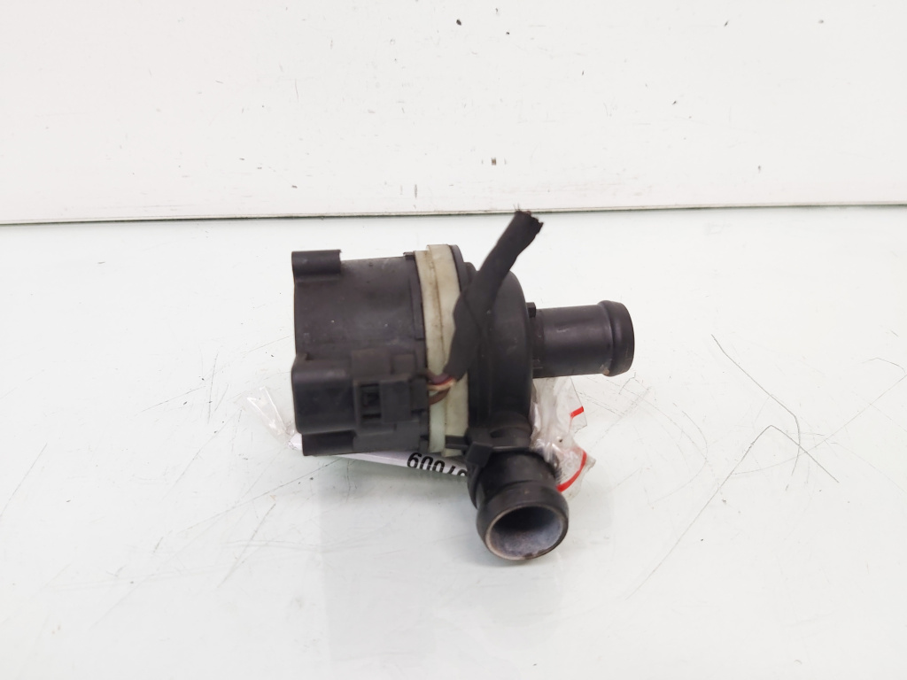 Pompa recirculare apa, cod 6R0965561A, VW Jetta 3 (1K2), 1.6 TDI, CAY (idi:657009)