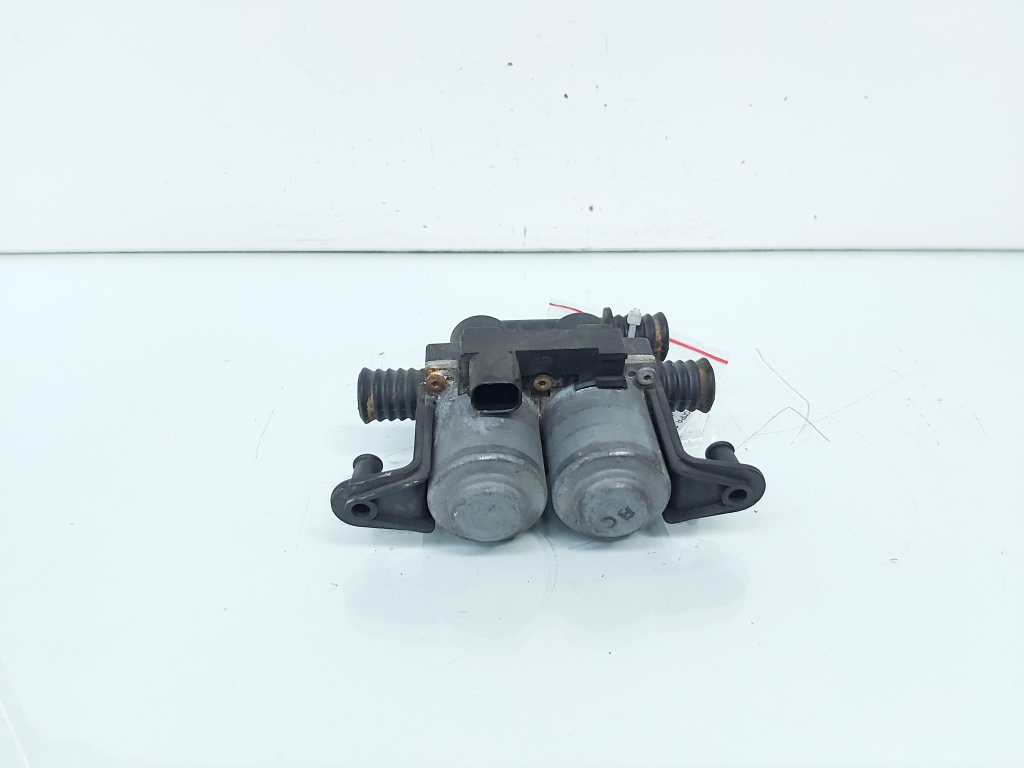 Pompa recirculare apa, cod 8374995, Bmw 3 (E46), 2.0 diesel, 204D4 (id:652846)