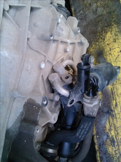 Pompa recirculare apa cutie viteze AUDI A6 3.0TDI an fabr. 2013