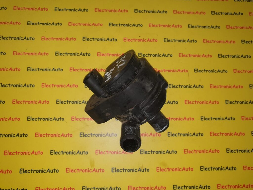 Pompa recirculare apa Mercedes A2118350028