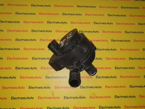 Pompa recirculare apa Mercedes A2118350028