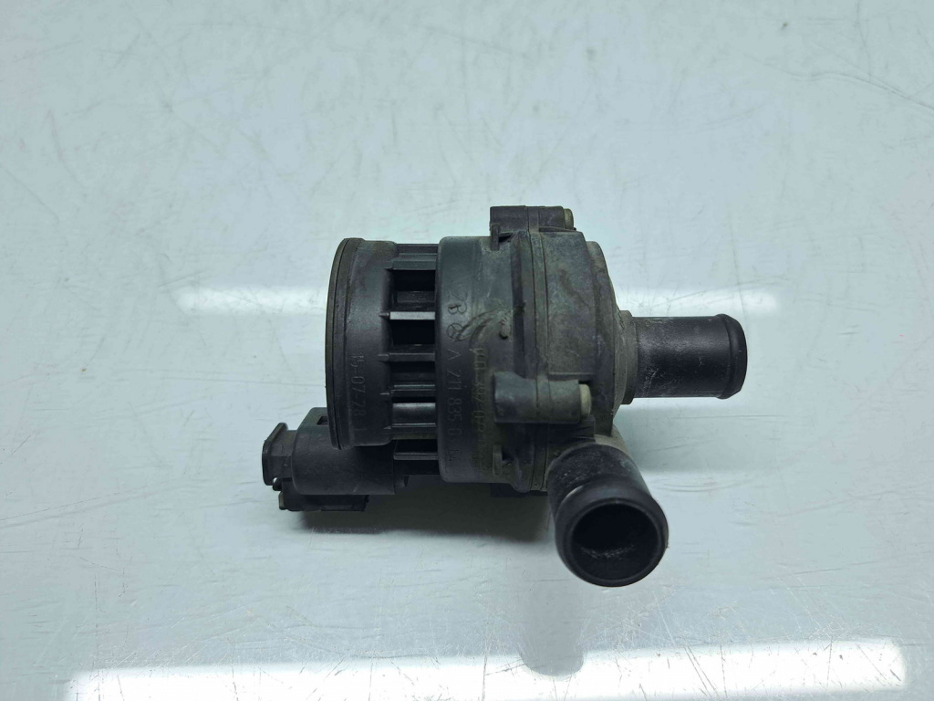 Pompa recirculare apa Mercedes Clasa C (W205) [Fabr 2014-prezent] A2118350364 2.0 Hibr 274920 210KW / 286CP