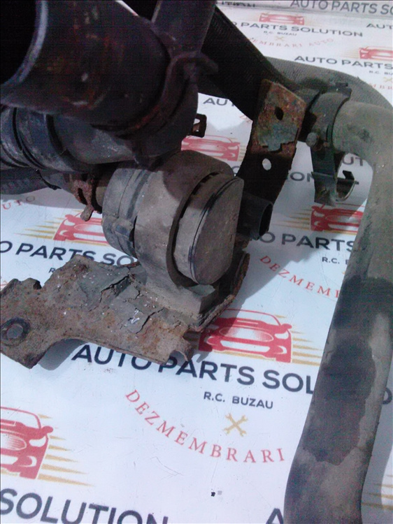 Pompa recirculare apa RENAULT SCENIC 1.9 DCI an fabr. 2007