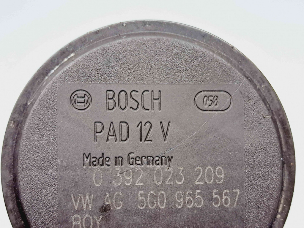 Pompa recirculare apa Skoda Octavia 3 (5E3) [Fabr 2012-2020] 0392023209 2.0 TDI CKFC 110KW / 150CP 2.0 TDI CKFC 110KW / 150CP