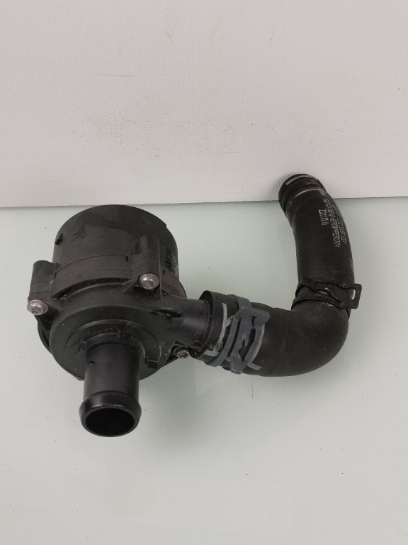 Pompa recirculare apa Skoda Octavia 4 1.5TSI DPC 5Q0965567