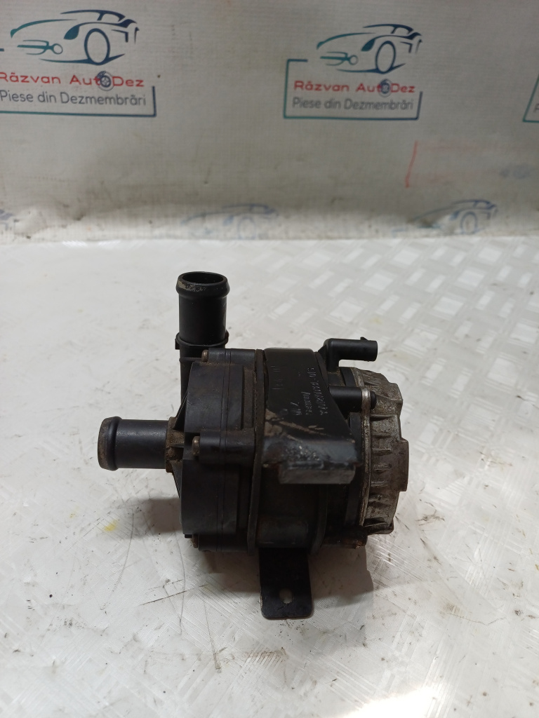 Pompa recirculare apa Skoda Octavia 4 2.0 Motorina 2020, 04L965567A