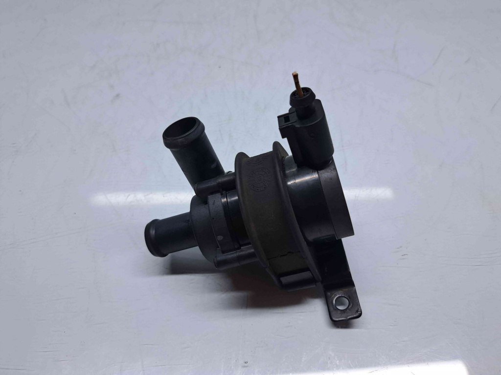 Pompa recirculare apa Skoda Rapid (NH3) [Fabr 2012-2019] 1K0965561L 1.2 TSI CBZB 77KW / 105CP