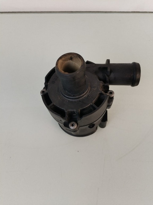Pompa recirculare apa Skoda Superb 3 1.6 tdi DCXA 5G0965561