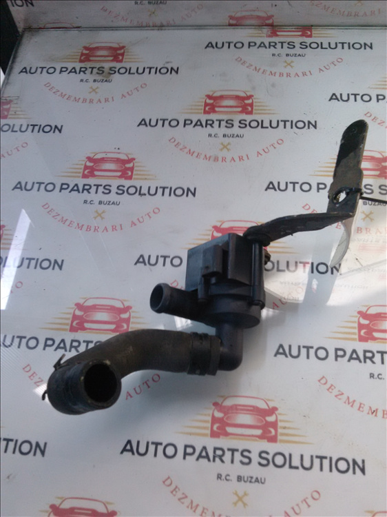Pompa recirculare apa Volkswagen GOLF 6 1.6 TDI an fabr.2011