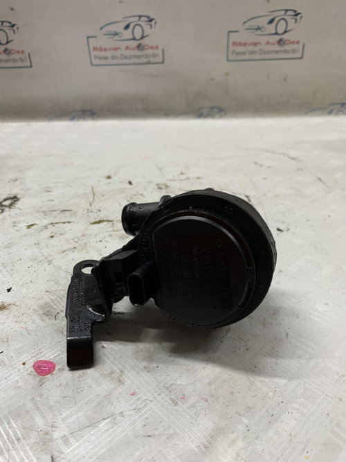 Pompa recirculare apa Volkswagen Golf 7 1.6 Motorina 2017, 5G0965567