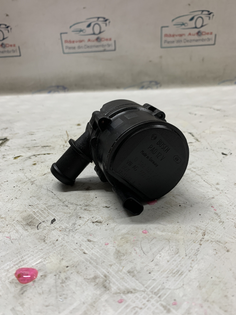 Pompa recirculare apa Volkswagen Golf 7 1.6 Motorina 2017, 5G0965567