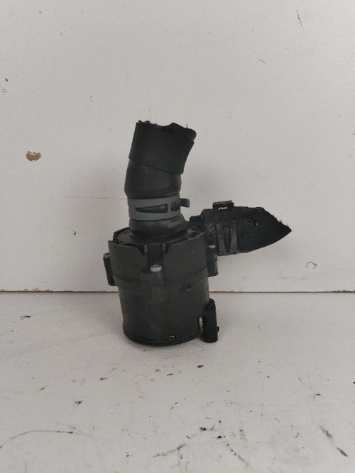 Pompa recirculare apa Volkswagen Jetta 4 2.0TDI CUU 5G0965567