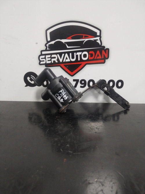 Pompa recirculare apa Volkswagen Passat B6 3C (2005-2010) 2.0 Motorina 2010, 5N0965561