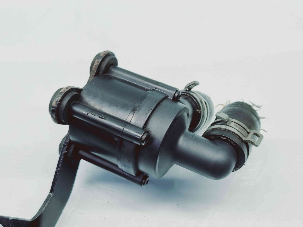 Pompa recirculare apa Volkswagen Passat CC (357) [Fabr 2008-2012] 5N0965561 2.0 TDI CBAB 103KW / 140CP