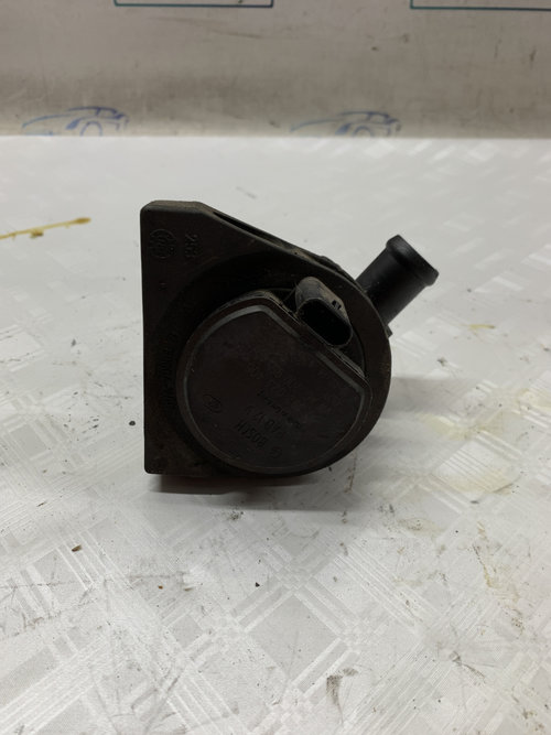 Pompa recirculare apa Volkswagen Polo 1.0 Benzina 2019, 2Q0965567