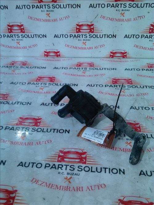 Pompa recirculare apa VOLKSWAGEN T5 2.0 TDI an fabr. 2010