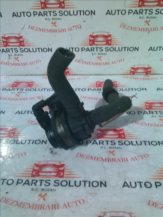 Pompa recirculare apa VOLKSWAGEN TOUAREG 2.5 TDI an fabr. 2009
